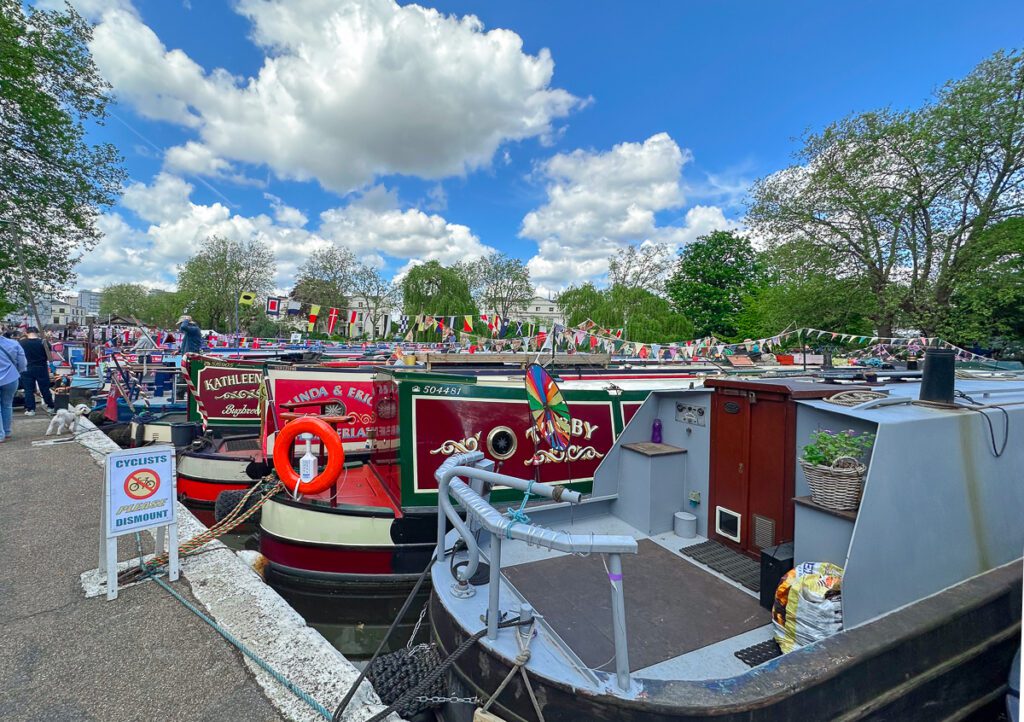 CAVALCADE LITTLE VENICE LONDON