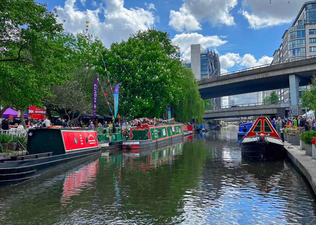 CAVALCADE LITTLE VENICE LONDON
